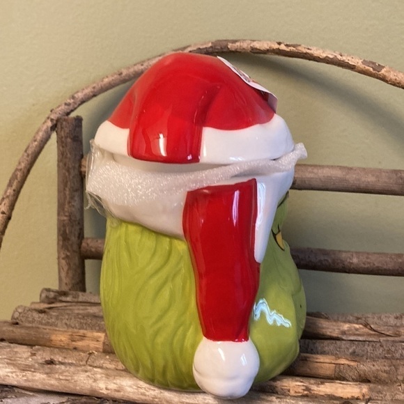 NEW DR. SEUSS SANTA GRINCH 65TH ANNIVERSARY COVERED MUG - Picture 12 of 12